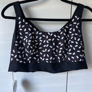 Wolf & Whistle Sports Bra‎